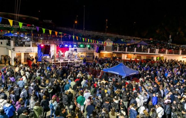 Guía de Fiestas Patrias en Valparaíso: horarios de las fondas, plan especial de tránsito y transporte hacia el cerro Playa Ancha