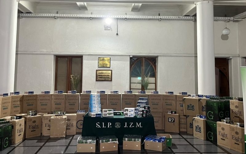 Carabineros incauta casi 4 mil cartones de cigarrillos de contrabando en Conchalí