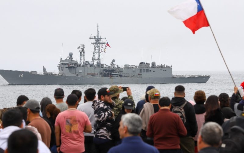 Armada pone fin a dos meses de operaciones en el Estrecho de Magallanes y retorna con la Escuadra Nacional a Valparaíso