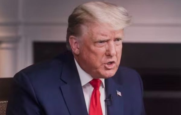 Donald Trump asegura que le "encantaría" la unificación de Irlanda