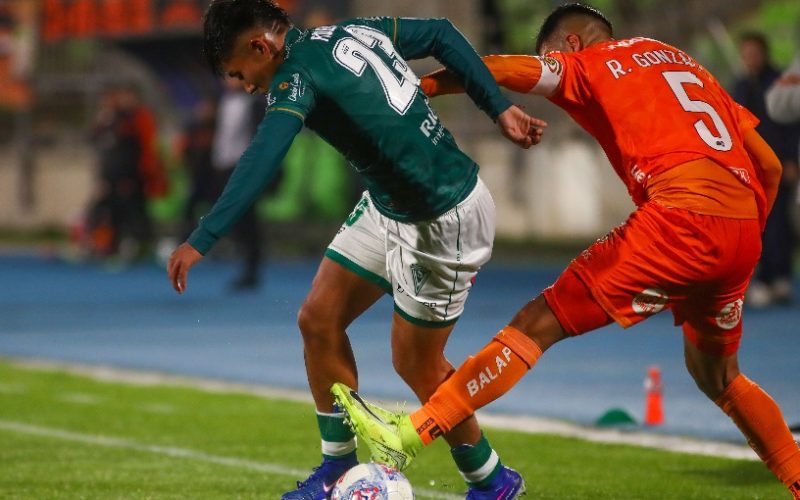 Cobreloa y Santiago Wanderers definen el liderato del Ascenso en Calama