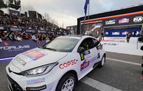 Piloto francés gana la undécima etapa del Rally Chile Biobío y acecha al líder Solberg