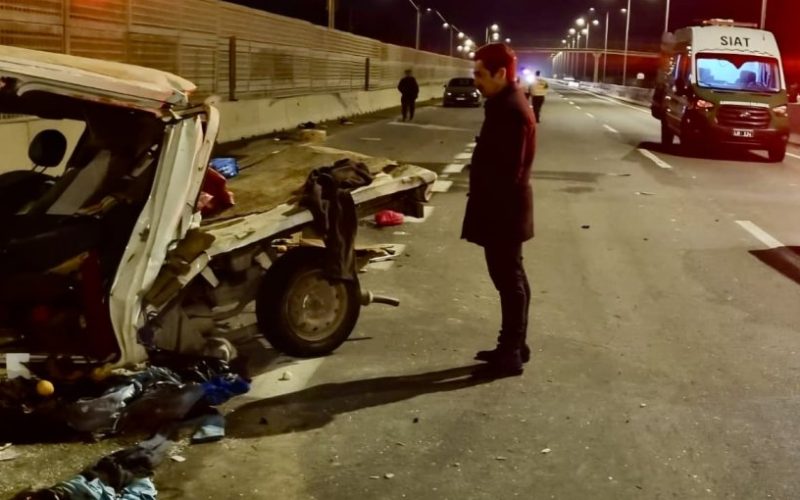Dos personas pierden la vida tras choque entre camión y camioneta con carga agrícola en la ruta 5 de Copiapó