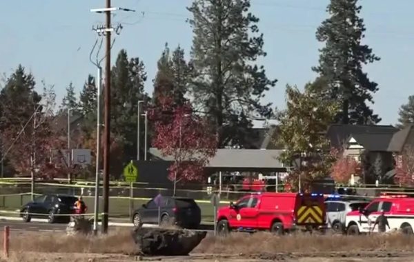 Adolescente de 16 años mata al menos a tres niños y un profesor en un tiroteo en una escuela de Oregon