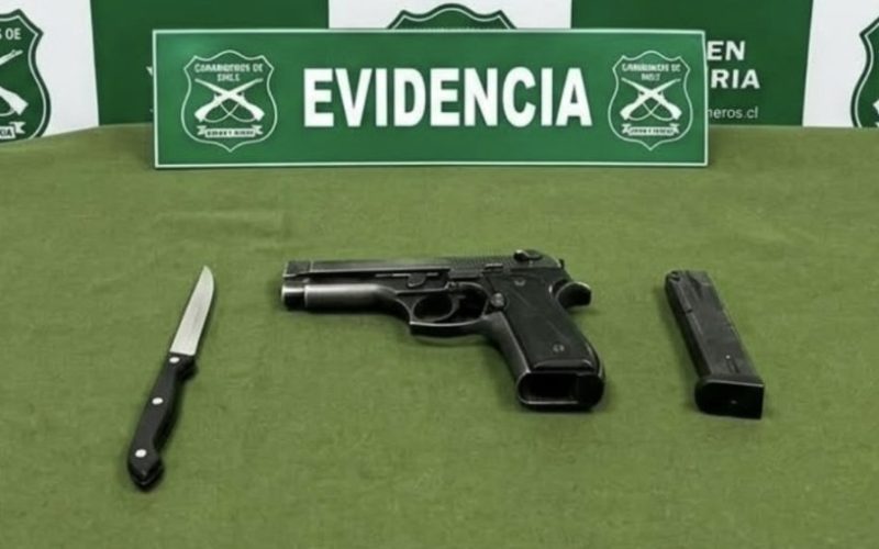 Persecución policial deja dos detenidos en Quilpué: un adulto y un adolescente portaban cuchillo y pistola adaptada para el disparo