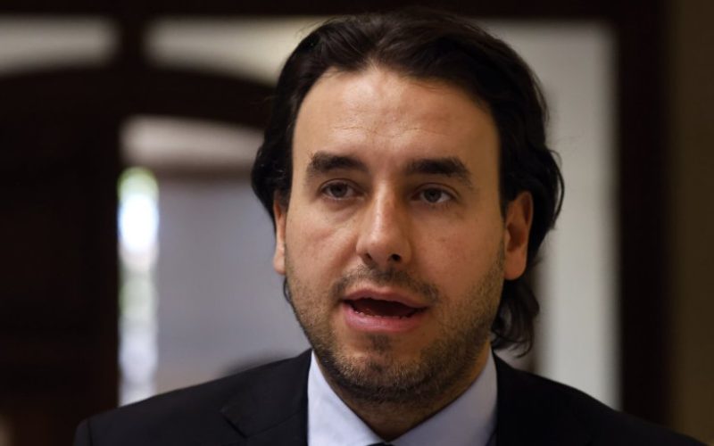 Vlado Mirosevic asume la presidencia de la comisión de Constitución del Senado tras remoción de Pedro Araya