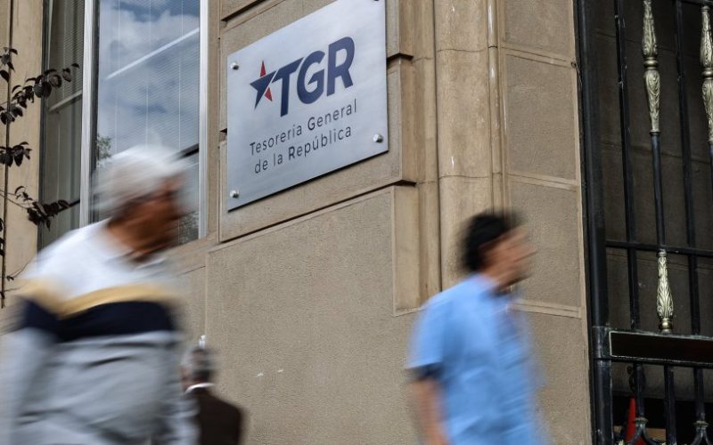 Tras publicación de Ley de Reconstrucción: Tesorería aplica nuevas facilidades de pago para deudores del CAE y MiPymes