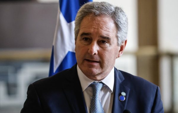 Canciller argentino destaca buena relación con Chile y asegura que hay sectores que "están tratando de hacernos pelear"