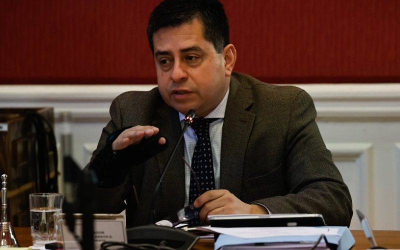 PPD cuestiona maniobra para sacar al senador Pedro Araya de la Comisión de Constitución y advierte riesgo para la unidad opositora