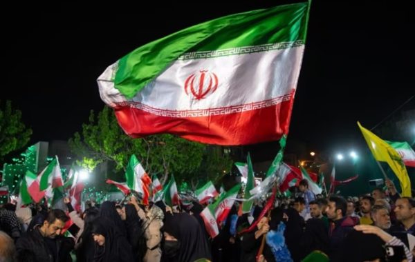 Irán advierte a Israel que "será borrado del mapa" si comete un "paso en falso" militar