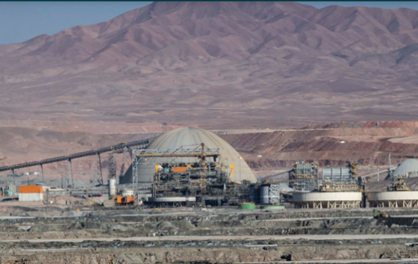 Sindicatos de Minera Centinela inician huelga tras no lograr acuerdo con Antofagasta Minerals