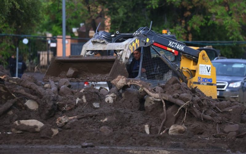 Pavez alerta que sistema frontal podría generar condiciones similares a las que provocaron aluviones en la región Metropolitana