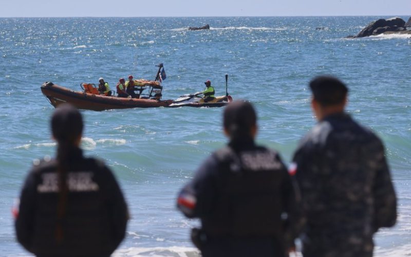 Extienden desde Valparaíso hasta Concón el perímetro de búsqueda de hombre desaparecido en playa de Viña del Mar