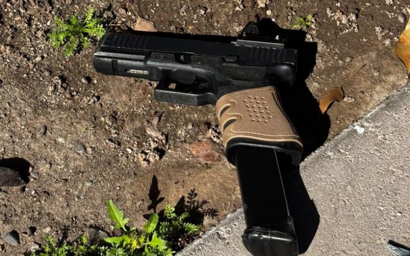 Carabineros detiene a dos adolescentes de 16 años por disparos al aire y fuegos artificiales en Maipú