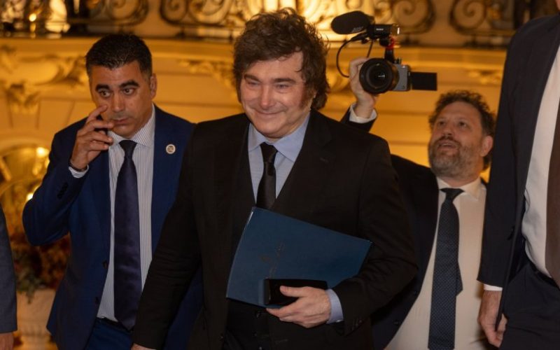 Javier Milei volverá a Madrid para la Cumbre Iberoamericana tras su reciente polémica con Pedro Sánchez