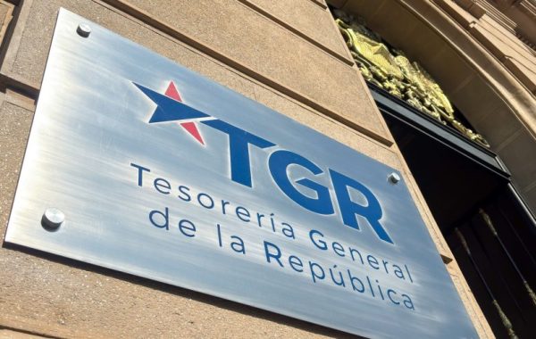 Tesorería recauda $2.446 millones en 11 días tras la entrada en vigencia de la Ley de Reconstrucción