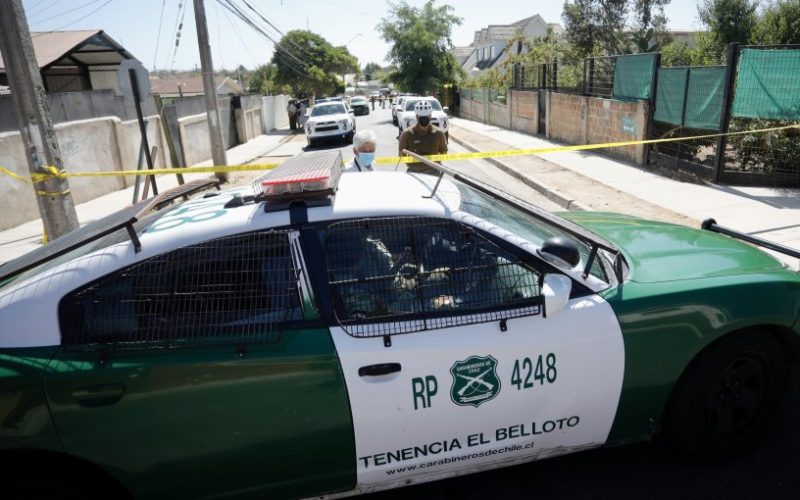 Carabineros abate a un sujeto que atacó con dos cuchillos a personal policial durante procedimiento por VIF en Tirúa