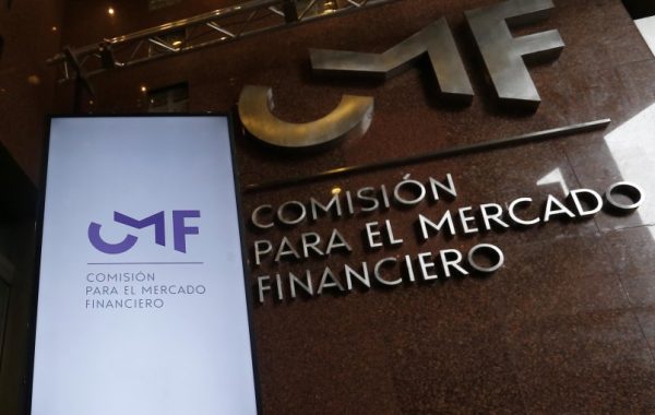 CMF propone exigir la cédula de identidad a quienes realicen depósitos en efectivo desde $1 millón