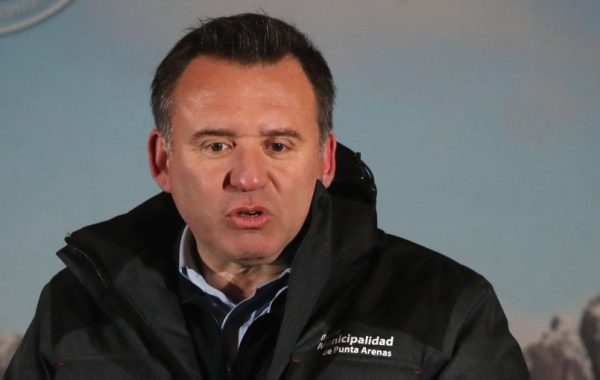 Alcalde de Punta Arenas defiende comercio con las Islas Malvinas y asegura que "no hay ningún tratado que esté violentado"