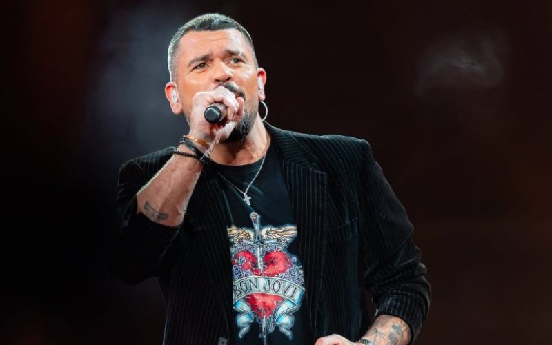 Inesperada renuncia en "Fiebre de Canto" frena eliminación y salva a participante