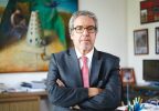 Canciller tras conocerse calidad de imputado del embajador Zaliasnik por caso Audio: "Cargos de confianza están siempre evaluados"