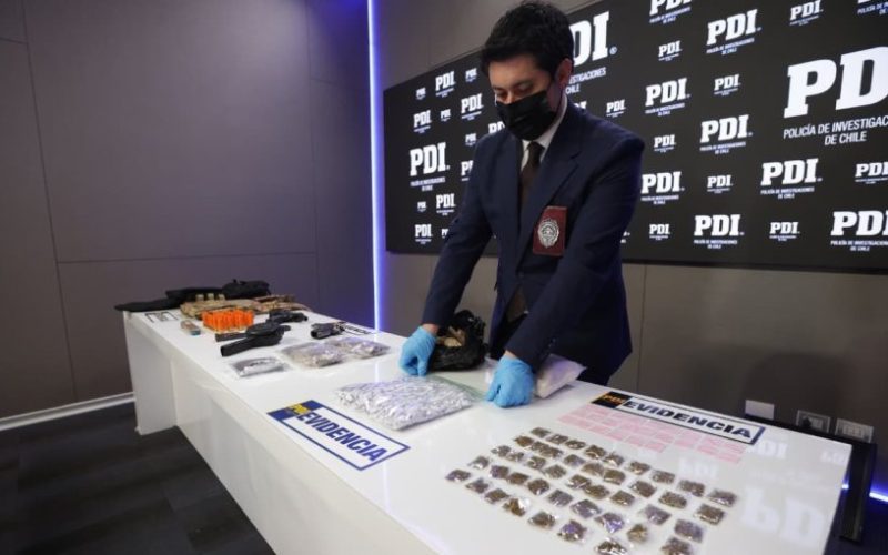 Detienen a 13 integrantes de banda criminal que operaba en el sector sur de la región Metropolitana