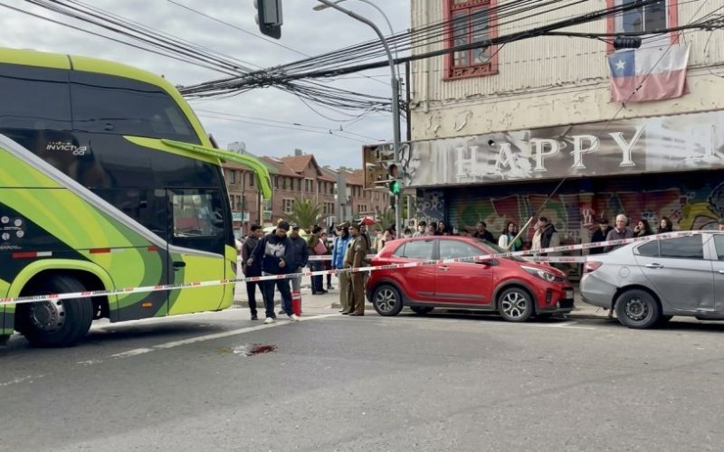 Conductor de bus interprovincial queda con arresto domiciliario nocturno tras atropellar a peatón en la Av. Argentina de Valparaíso