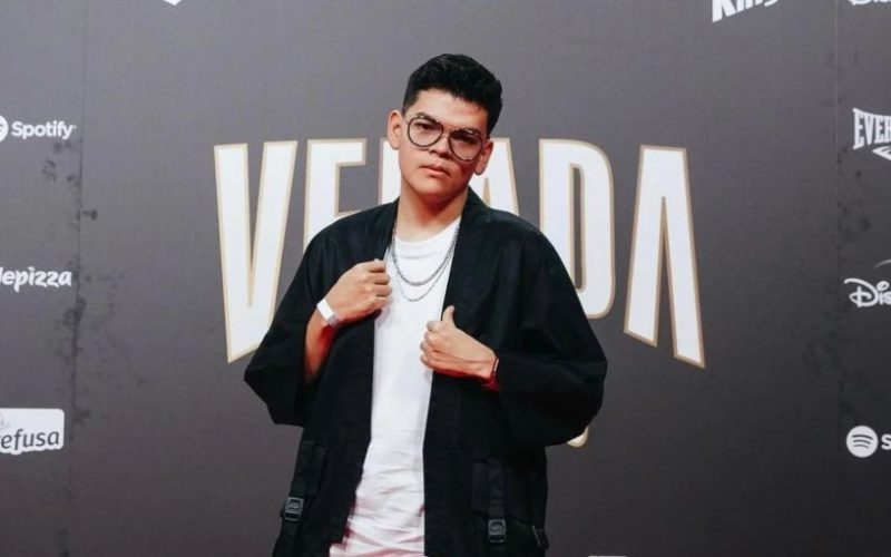 Conmoción en la comunidad digital: muere el streamer ‘El Komanche’ a los 30 años y su representante apunta al bullying en redes