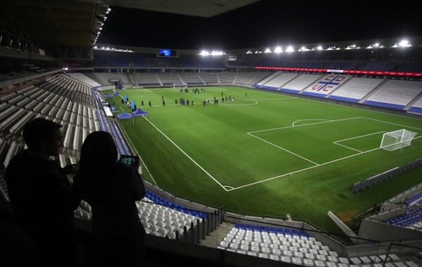 U. Católica informó que el Claro Arena "no se vio afectado" por el aluvión en Las Condes