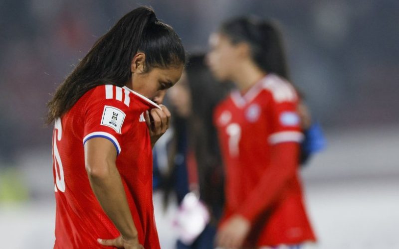 La Roja femenina cae al puesto 49 del ranking FIFA, su peor ubicación desde el año 2010