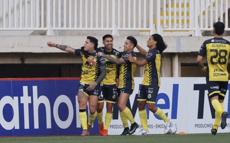 San Luis de Quillota no recibirá la copa aunque salga campeón este sábado por causas pendientes en el Tribunal de Disciplina