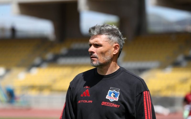 Fernando Ortiz podría dejar Colo-Colo al final de la temporada ante el interés de Tigres de México