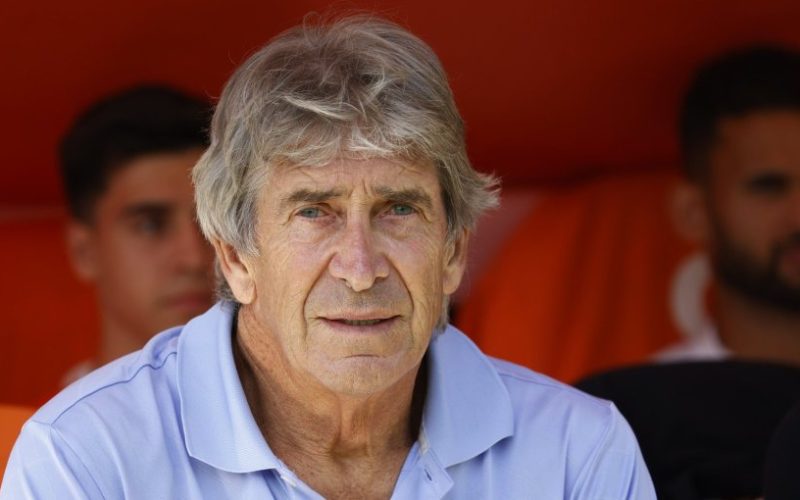 Betis aclara que no existen conversaciones para extender el contrato de Pellegrini