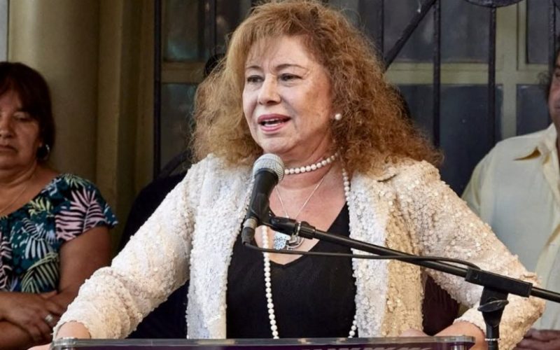 Alcaldesa de Hijuelas suma 87 contratos de seguridad con el Estado tras entrar en vigencia la ley 21.659 que los prohíbe