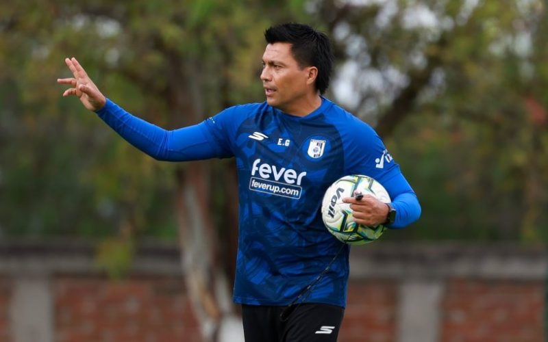Esteban González hace autocrítica por la mala racha del Querétaro en México: "Asumo toda la responsabilidad"