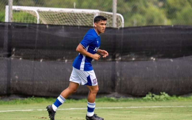 Marcelino Núñez vio desde el banco el empate del Ipswich Town ante Nottingham Forest por la Premier League