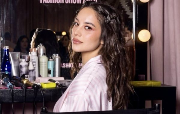 Vivianne Dietz se codea con estrellas de la moda en el Victoria’s Secret Fashion Show