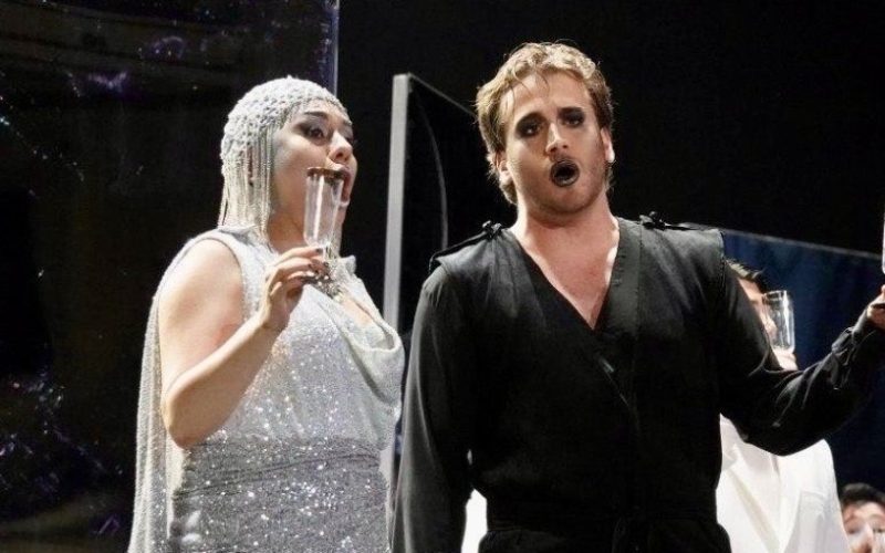 "La Traviata" volvió al Teatro Municipal de Viña del Mar con dos funciones a tablero vuelto