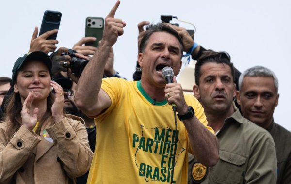 Supremo Tribunal de Brasil recibe nueva investigación contra Flávio Bolsonaro por sospechas de lavado de dinero