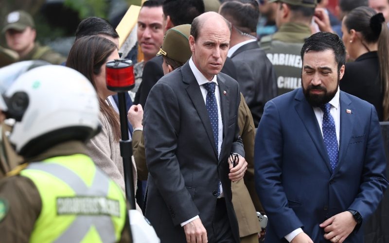 Ministro de Seguridad lamenta asesinato de carabinero en Quilleco: "Chile debe estar detrás de ellos. Respaldarlos con hechos"