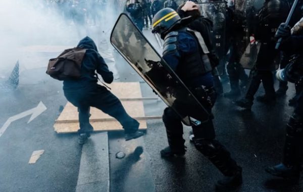 Protestas en Francia: se eleva a 2.000 la cifra de detenidos y sobre 500 los agentes heridos