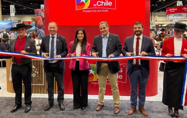 Chile impulsa exportación frutícola a Estados Unidos en la feria IFPA 2026