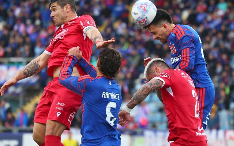U. de Chile golea 6-0 a Ñublense y acorta distancia en la lucha por el título