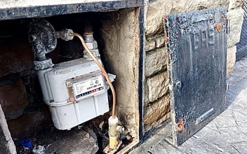 Ola de robos de medidores en Viña del Mar: vecinos de Miraflores Bajo tienen identificado a delincuente que actúa en bicicleta