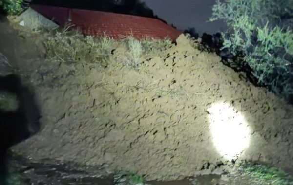 Declaran Alerta Roja para la comuna de Arauco por remoción en masa y ordenan evacuar a más de 150 familias